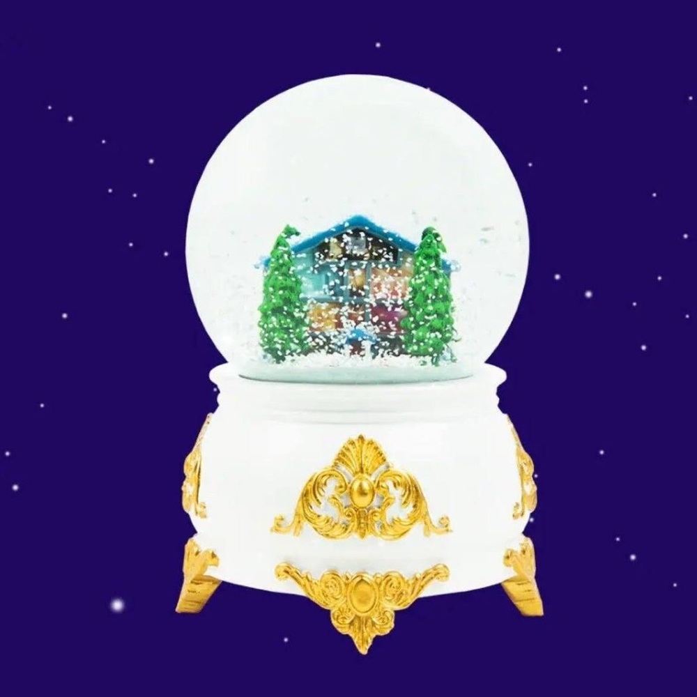 Taylor Swift Lover House Snowglobe & Ornament Bundle